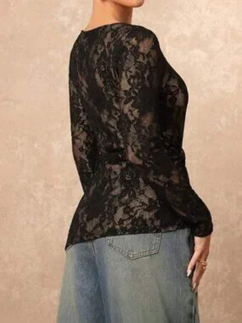 Black Casual Women's Boat Neck Long Floral Lace Top
